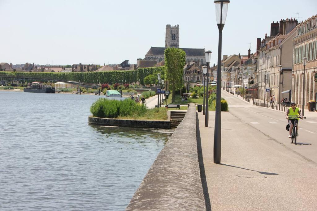 Maisonnette Au 15 Auxerre Εξωτερικό φωτογραφία